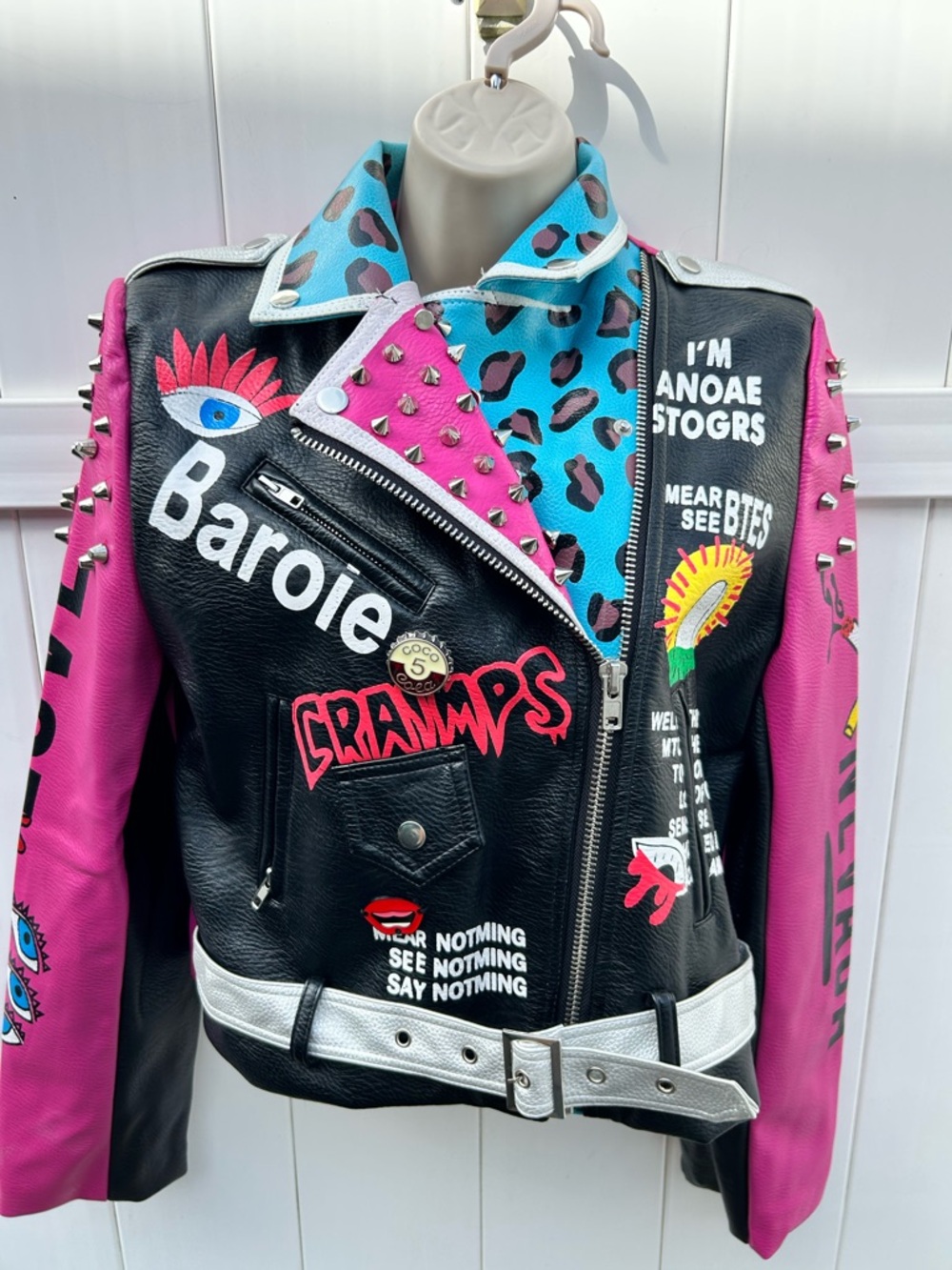 Street Punk Pleather Studded Black & Pink Graphic Biker Moto Jacket | Size XL - Picture 14 of 14